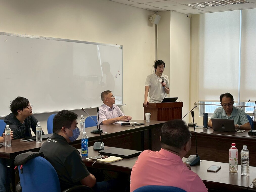 2025-8-7 呂海涵老師邀請工業技術研究院資訊與通訊研究所經理楊明達博士至本系演講。圖片